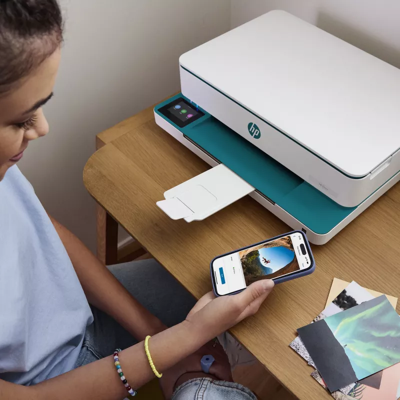 HP ENVY 6122e Bezvadu daudzfunkciju krāsu printeris, Instant Ink; Foto drukāšana