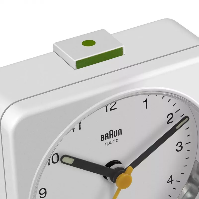 Braun BC03W kvarca modinātājpulkstenis, balts