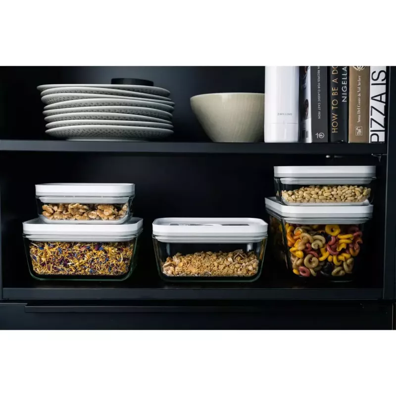 Pārtikas uzglabāšanas kaste ZWILLING FRESH & SAVE Taisnstūra stikla 1.6 L, ar noņemamu plastmasas fiksējamu vāku, piemērota cepeškrāsnij un mikroviļņu krāsnij