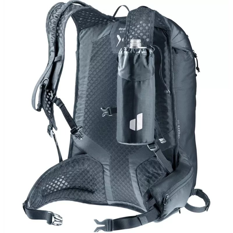 Sporta mugursoma DEUTER Updays 26 — 26 L, melna, poliamīds, 51×31×23 cm, bez PFAS