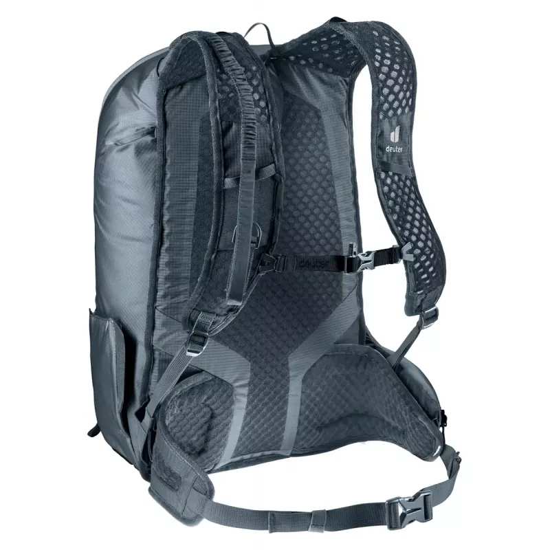 Sporta mugursoma DEUTER Updays 26 — 26 L, melna, poliamīds, 51×31×23 cm, bez PFAS