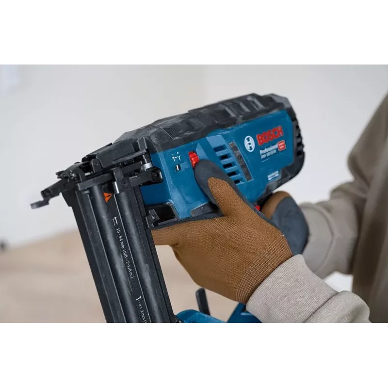 Bosch GNH 18V-50 M Professional naglu pistole ar akumulatoru