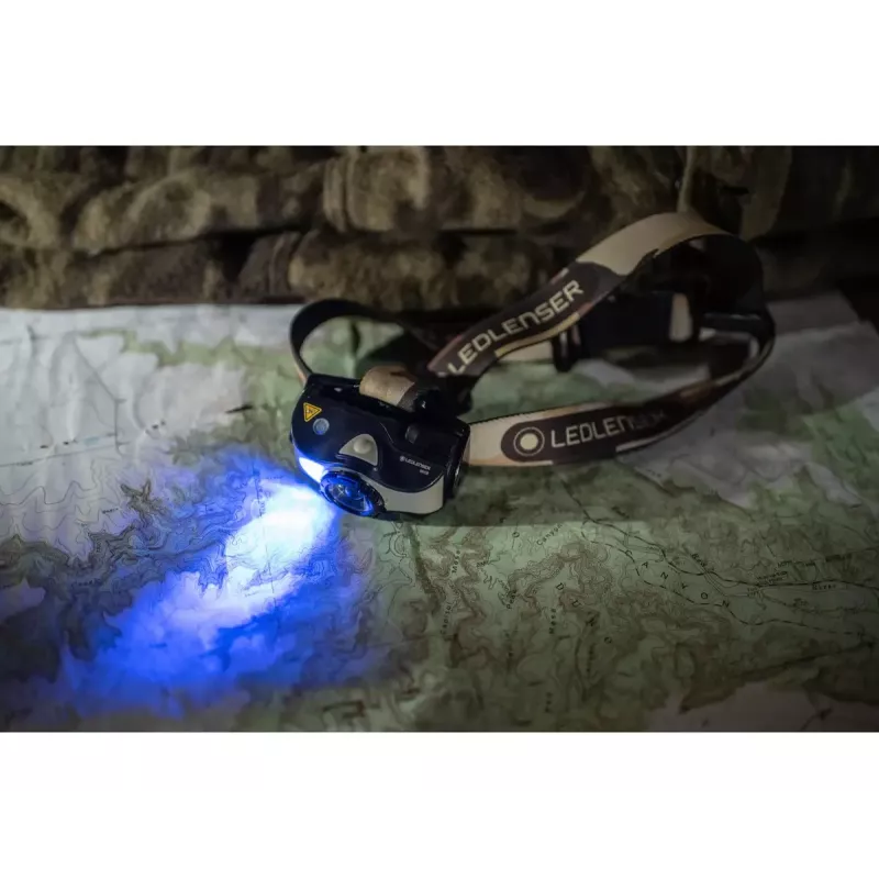Rokas lukturītis Ledlenser MH8 melns