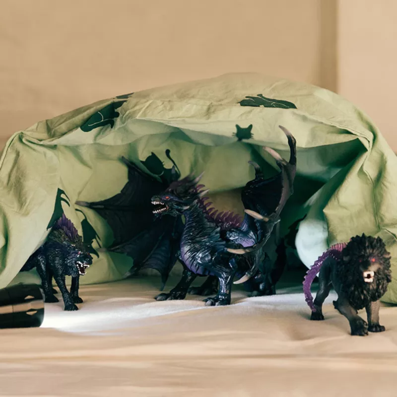 Rotaļlieta Schleich ELDRADOR CREATURES Ēnu pūķis melns purpurs 70152