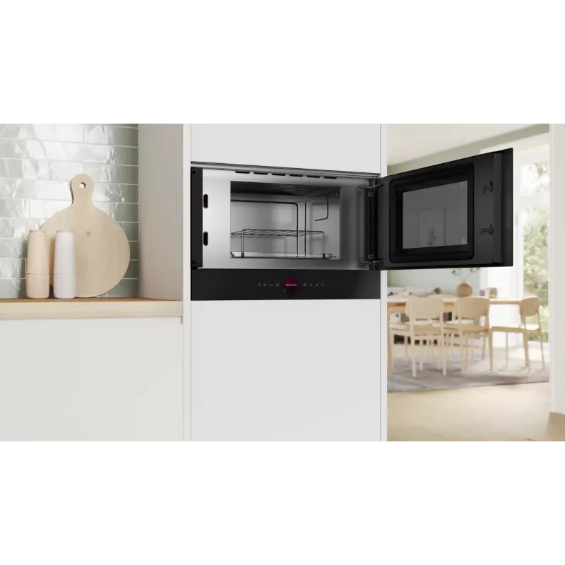 Bosch Serie 8 BER7321B1 mikroviļņu krāsns melna Solo mikroviļņu krāsns Iebūvējama 21 L 900 W