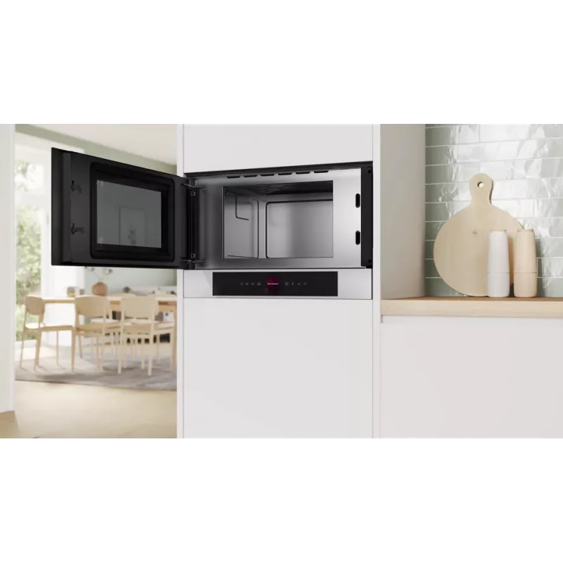 Bosch Series 8 BFL7221W1 mikroviļņu krāsns, balta, Solo mikroviļņu krāsns, Iebūvējama, 21 L, 900 W