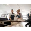 ASUS ExpertCenter P500 SFF<br><b>Izcila vērtība un veiktspēja uzņēmumiem</b><br>ASUS ExpertCenter P500 SFF apvieno augstu veiktspēju, biznesa līmeņa drošību un komercklases pakalpojumu funkcijas kompaktā un stilīgā dizainā, nodrošinot budžeta apzinīgiem mazo un vidējo uzņēmumu lietotājiem elastīgu un organizētu darbvietu. Izstrādāts, lai izturētu skarbus apstākļus un atbilstu MIL-STD-810H ASV…