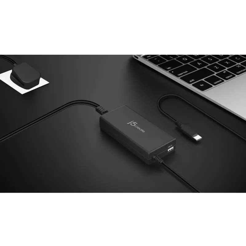 j5create JUP2290C-FN 100W PD USB-C® Super Charger - UK, Melns, komplektā 1,2 m kabelis