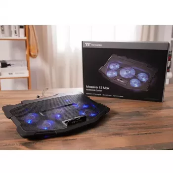 Klēpjdatora dzesēšanas paliktnis Thermaltake Massive 12 Max 43,2 cm 5 ventilatori Melns