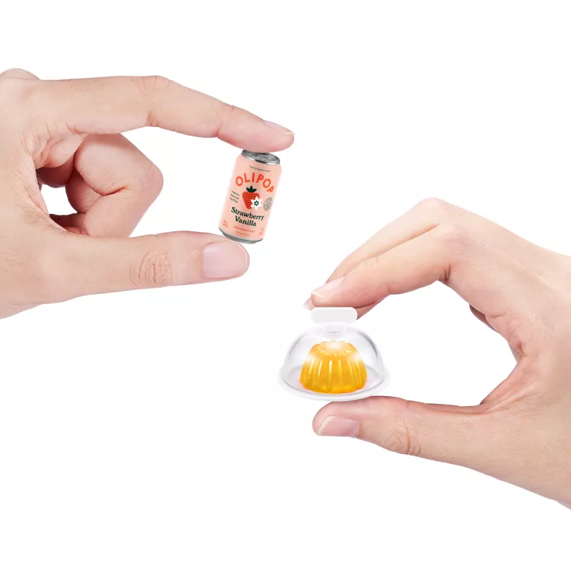 Rotaļlietu komplekts Zuru Mini Brands Mini Minis Fill the Fridge Playset — kolekcionējami miniatūri pārtikas preču ledusskapja aksesuāri