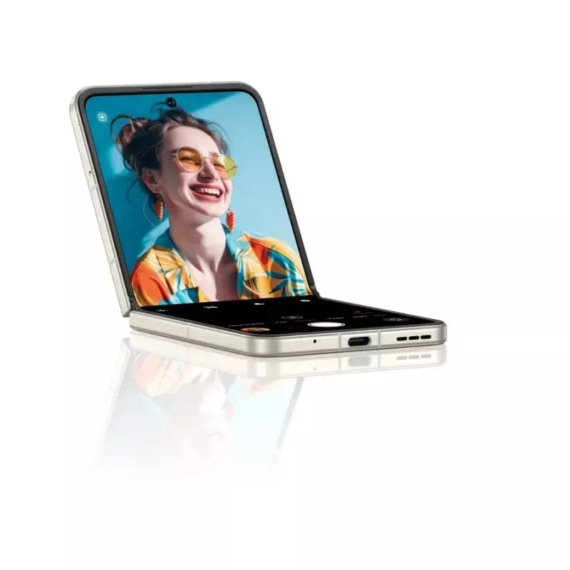 Viedtālruņa NUBIA Flip komplekts ar vāciņu, austiņām un dzesētāju (Melns)