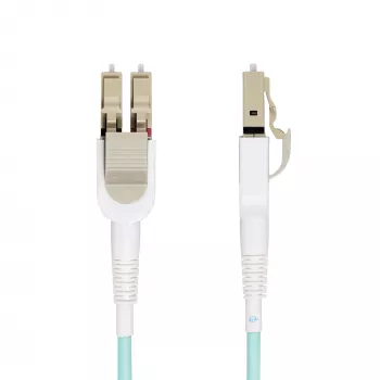 StarTech.com 5 m (16,4 pēdas) LC uz LC (UPC) OM4 pārslēdzams optiskās šķiedras kabelis 50/125 µm, 100G, bezinstrumentu polaritātes pārslēgšana, zemi ievades zudumi — LSZH optiskās šķiedras pārejas vads