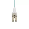 StarTech.com 5 m (16,4 pēdas) LC uz LC (UPC) OM4 pārslēdzams optiskās šķiedras kabelis 50/125 µm, 100G, bezinstrumentu polaritātes pārslēgšana, zemi ievades zudumi — LSZH optiskās šķiedras pārejas vads