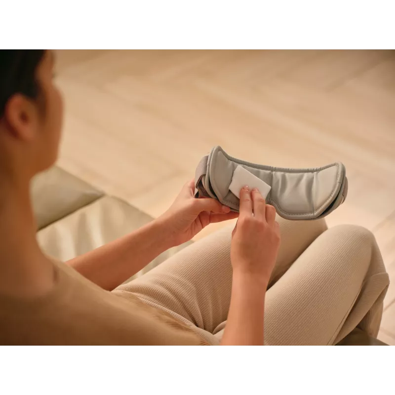 Acu masāžas ierīce SKG ES500, balta — kompresija, siltums, 10 W, iebūvēts akumulators, 270 g