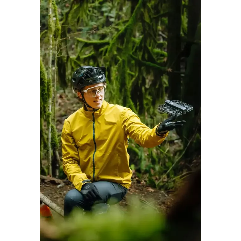Mini-drons HOVERAir X1 Pro — 4 rotori, 12 MP kamera, 4K video, 1000 m diapazons, 1920 mAh baterija, 32 GB iekšējā atmiņa, melns