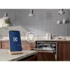 Iebūvējamā trauku mazgājamā mašīna Electrolux EEM69410W — 15 galda piederumu komplektiem, 42 dB, pilna izmēra 60 cm, AirDry