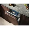 Iebūvējamā trauku mazgājamā mašīna Electrolux EEA43211L — šaura 45 cm, 13 galda komplekti, 47 dB, AirDry