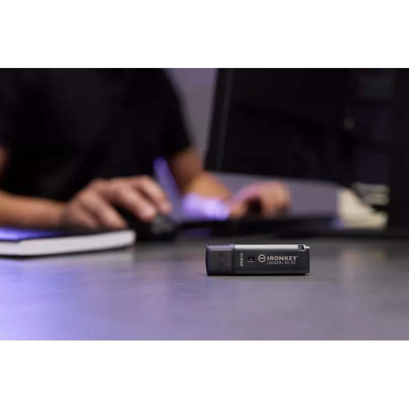 USB zibatmiņa KINGSTON IronKey Locker Plus 50 G2 256 GB, USB Type-A, USB 3.2 Gen 1, AES-256, FIPS 197