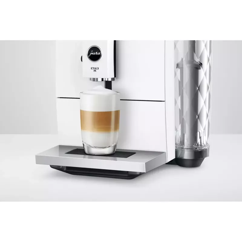 Espresso automāts JURA ENA 8 (EC) — pilnībā automātisks, 1,1 L ūdens tvertne, 125 g pupiņu tvertne, 15 programmas, 15 bāri, termobloks, Wi‑Fi, balts