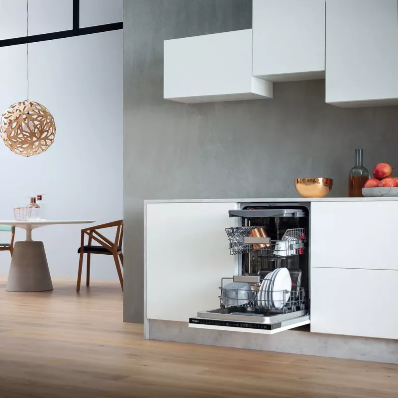 Whirlpool WSIP 4O33 PFE pilnībā iebūvēta trauku mazgājamā mašīna 10 galda klājumiem