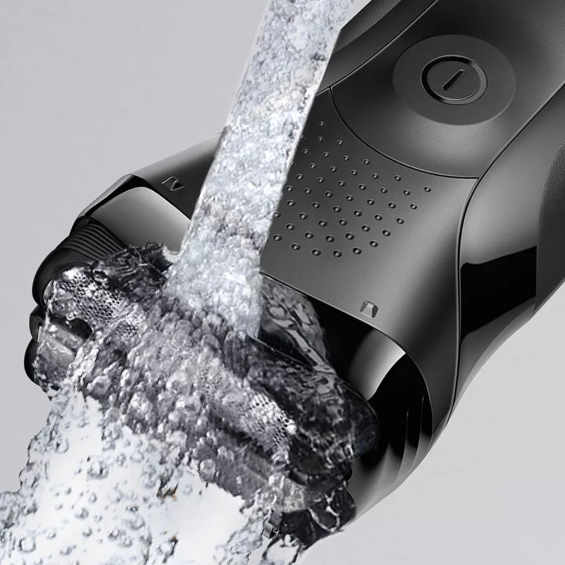 Braun Series 3 300BT bezvada mitrās un sausās skūšanās folijas skuveklis ar trimmeri