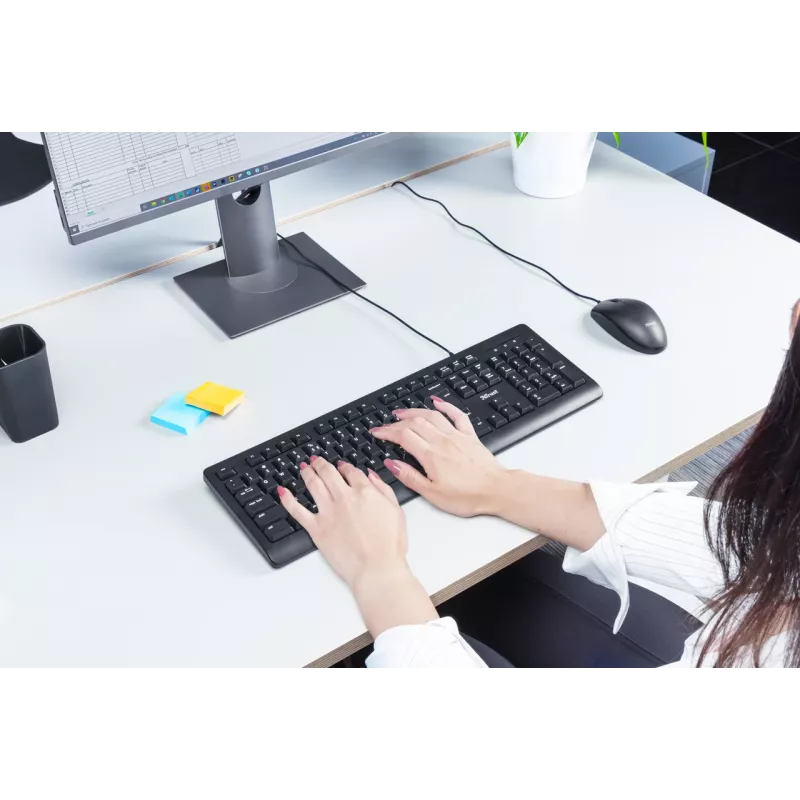 Trust TK-150 klaviatūra Universāla USB QWERTY Melna