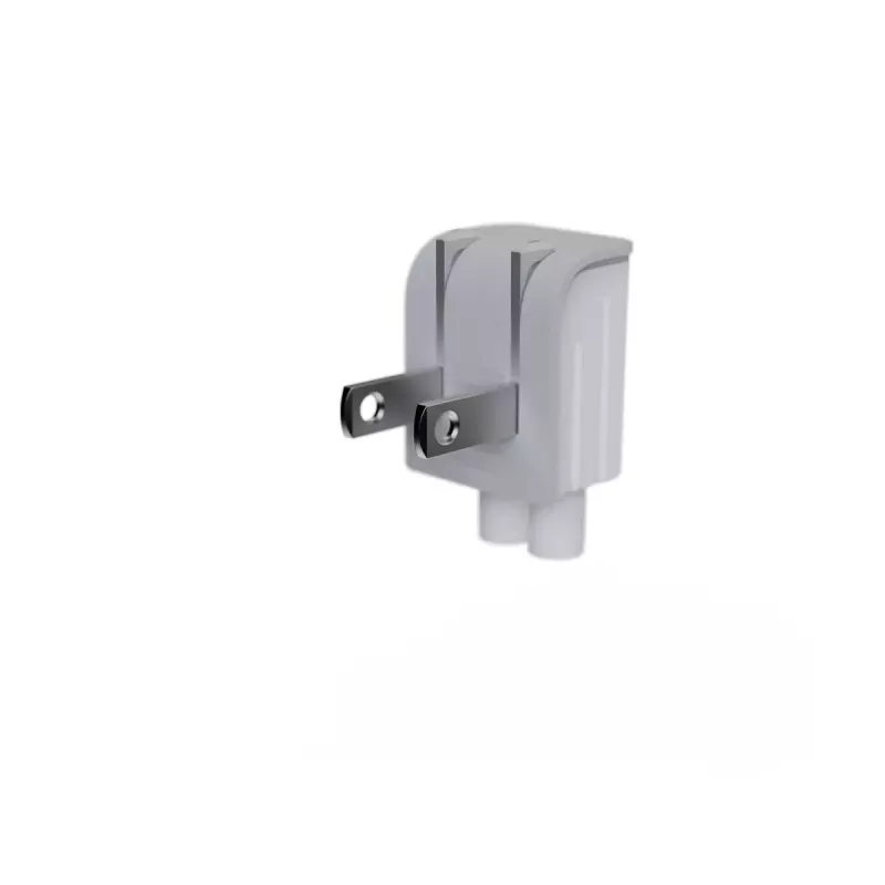 Pārnēsājams 140 W GaN ceļojumu lādētājs Xtorm XVC2140 ar 3 × USB-C PD pieslēgvietām un 2 m USB‑C kabeli, balts