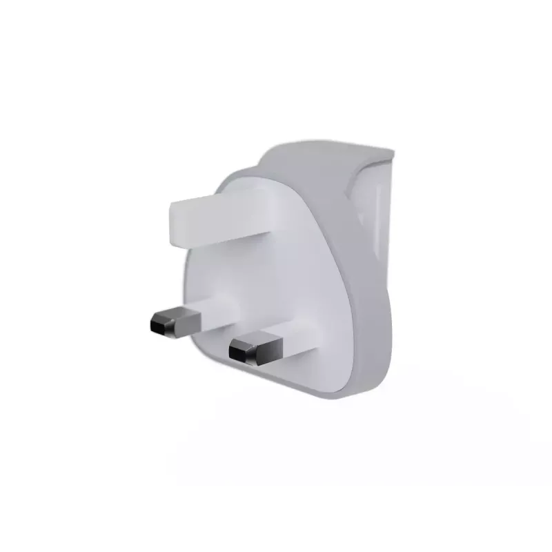Pārnēsājams 140 W GaN ceļojumu lādētājs Xtorm XVC2140 ar 3 × USB-C PD pieslēgvietām un 2 m USB‑C kabeli, balts