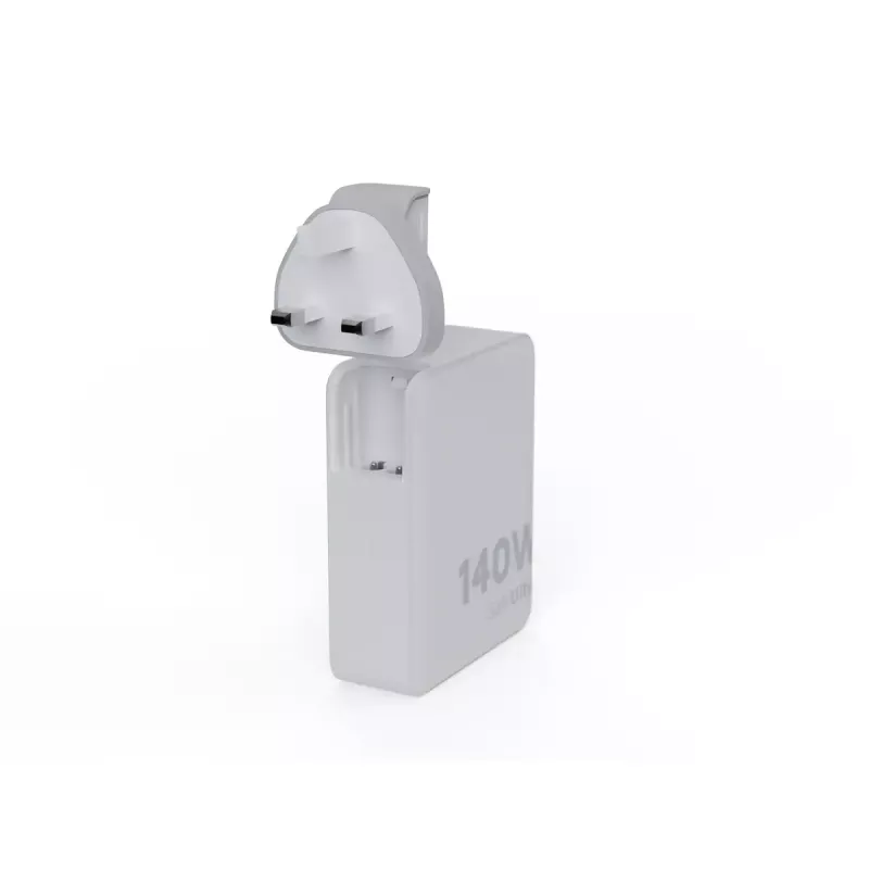 Pārnēsājams 140 W GaN ceļojumu lādētājs Xtorm XVC2140 ar 3 × USB-C PD pieslēgvietām un 2 m USB‑C kabeli, balts