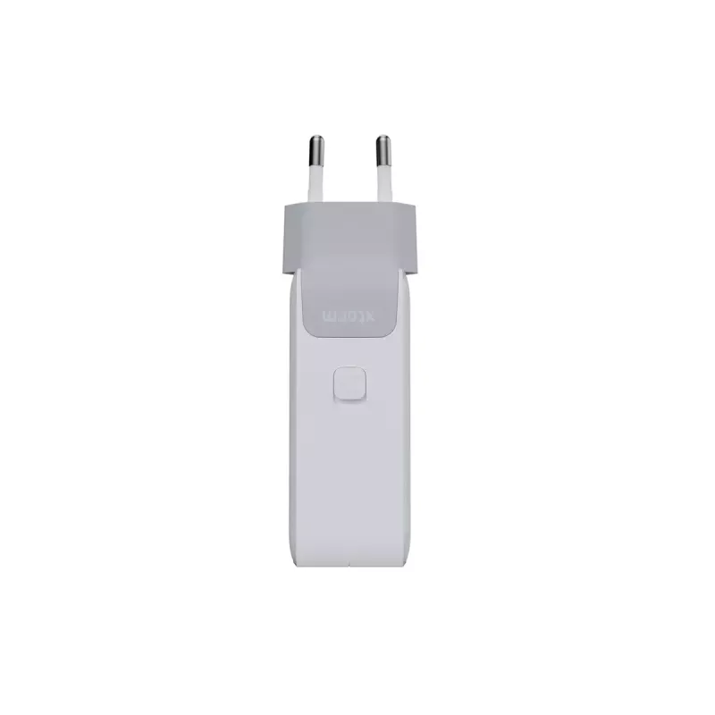 Pārnēsājams 140 W GaN ceļojumu lādētājs Xtorm XVC2140 ar 3 × USB-C PD pieslēgvietām un 2 m USB‑C kabeli, balts