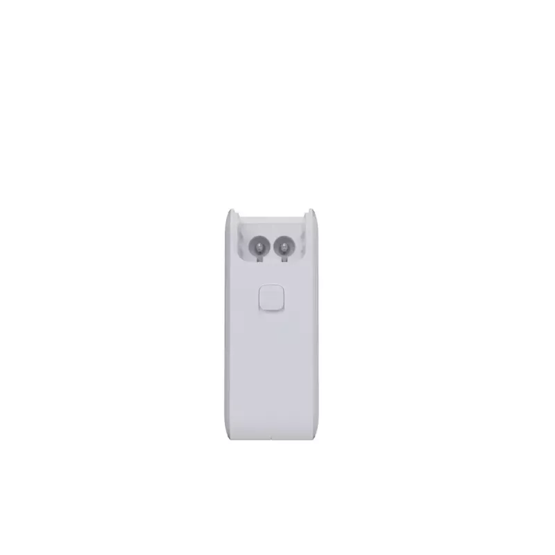Pārnēsājams 140 W GaN ceļojumu lādētājs Xtorm XVC2140 ar 3 × USB-C PD pieslēgvietām un 2 m USB‑C kabeli, balts