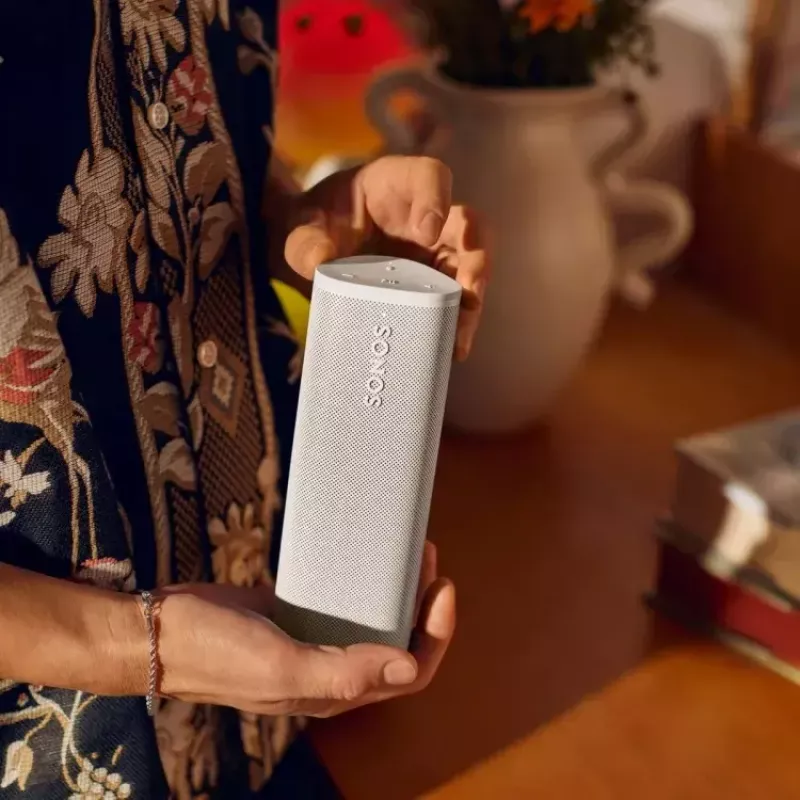Stereo portatīvais skaļrunis Sonos Roam 2 Balts