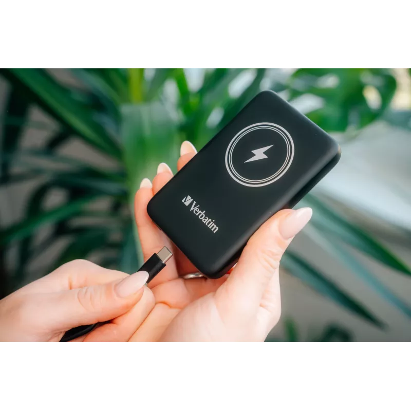 Ārējais akumulators VERBATIM Charge AnA Go 5000mAh magnētiska bezvadu uzlāde, melns