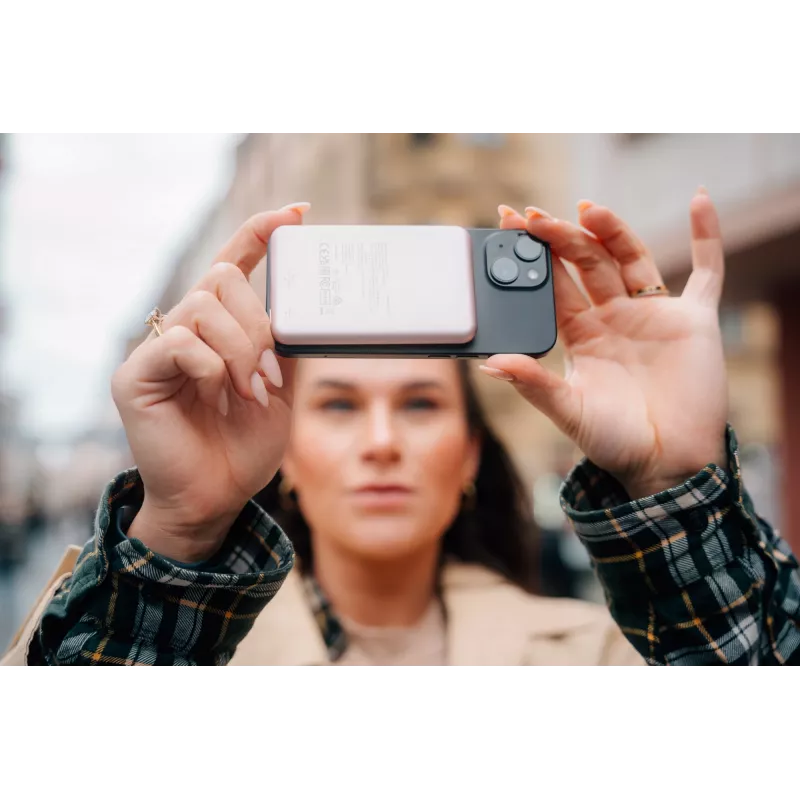 Verbatim Charge 'n' Go Magnetic Wireless Power Bank 10000mAh Rozā krāsā