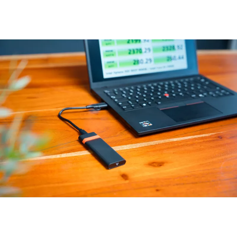 Verbatim M.2 NVMe SSD Enclosure Kit, SSD enclosure, M.2, PCI Express, 10 Gbit/s, USB connectivity, Melns, Red