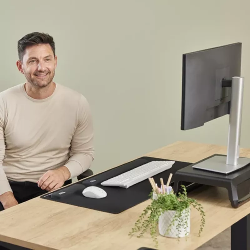 Fellowes klaviatūras plaukstu balsts Breyta klaviatūras plaukstu atbalsts ar antibakteriālu aizsardzību, ergonomisks plaukstu atbalsts, melns
