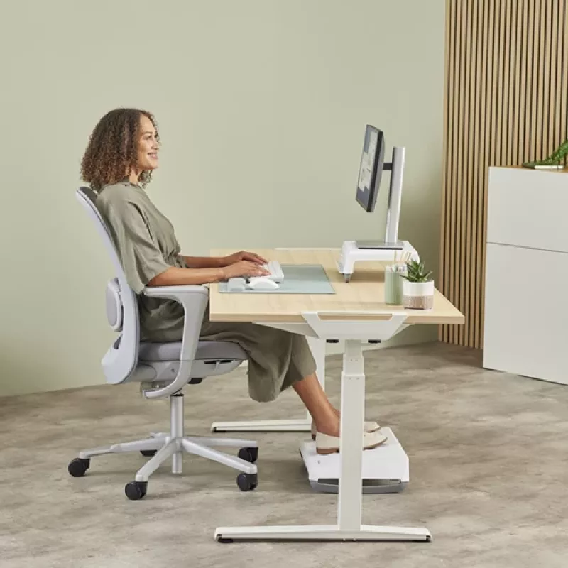 Fellowes Breyta™ tastatūras plaukstu balsts – antibakteriāla aizsardzība, ergonomisks plaukstu atbalsts, salvijas zaļā krāsā