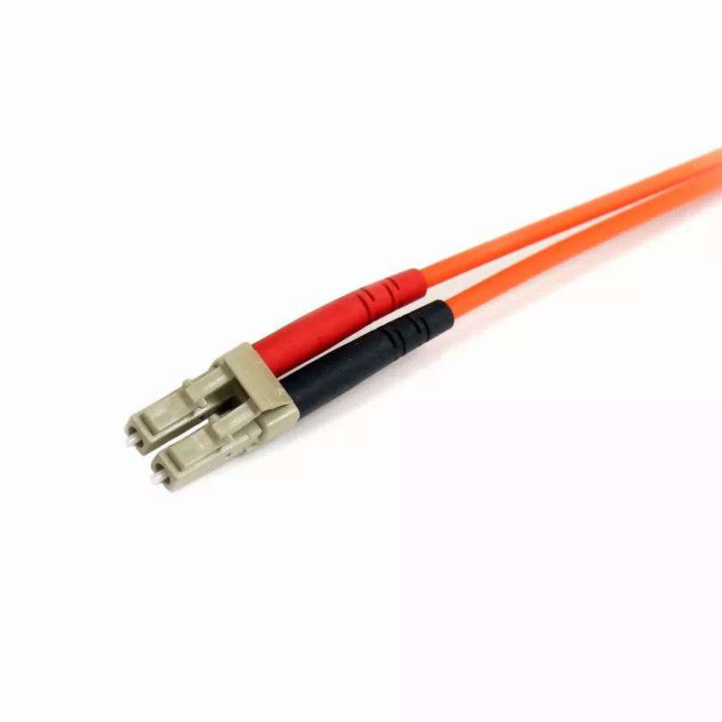 StarTech.com 2 m optiskās šķiedras kabelis - daudzmodu dupleksais 62,5/125 LSZH optiskās šķiedras džempervads - LC/ST