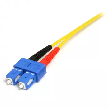 StarTech.com 1m optiskās šķiedras kabelis - vienmoda dupleksais 9/125 LSZH optiskās šķiedras džempera vads - LC/SC