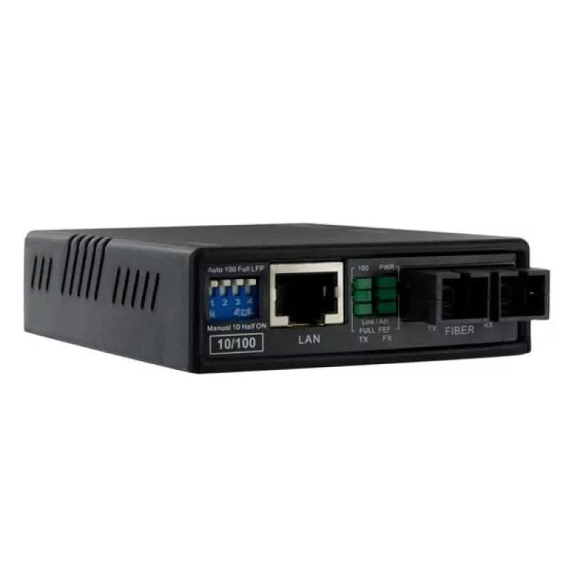 StarTech.com 10/100 vairāku režīmu optiskās šķiedras Ethernet multivides pārveidotājs SC 2 km