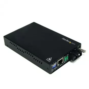 StarTech.com 10/100 Mbps vienmoda šķiedras optikas multivides pārveidotājs SC 30 km