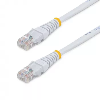 StarTech.com 15m Cat5e balta Molded RJ45 UTP Cat 5e komutācijas kabelis - 15 m Patch Cord