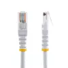 StarTech.com 15m Cat5e balta Molded RJ45 UTP Cat 5e komutācijas kabelis - 15 m Patch Cord