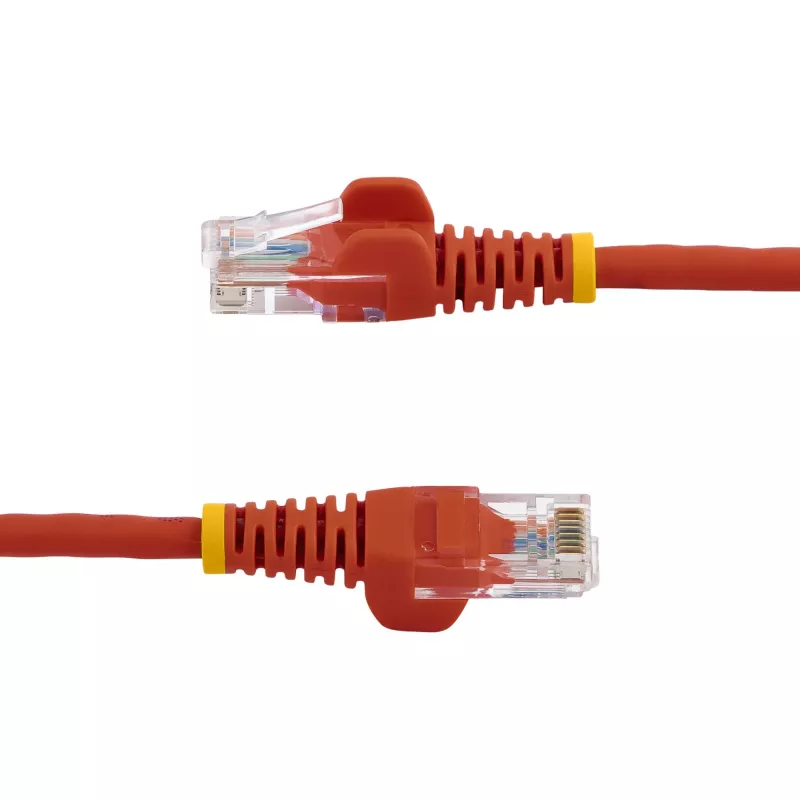 StarTech.com Cat5e komutācijas kabelis ar neaizķeramiem RJ45 savienotājiem - 2 m, sarkans