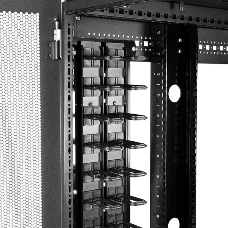 StarTech.com vertikālais kabeļu organizators ar D-gredzena āķiem - 0U - 6 pēdas