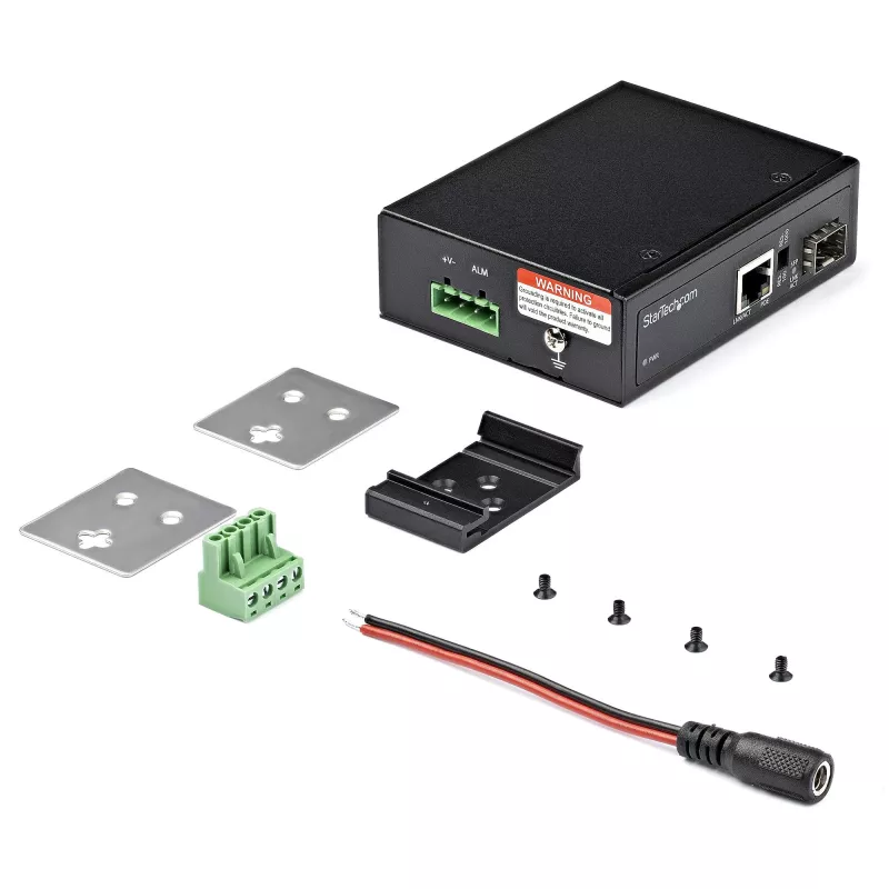 StarTech.com PoE+ rūpnieciskais optiskās šķiedras–Ethernet multivides pārveidotājs 60 W — SFP uz RJ45 — vienmoda/daudzmodu optiskā šķiedra uz vara Gigabit Ethernet — kompakts izmērs — IP30 / -40 līdz +75 °C