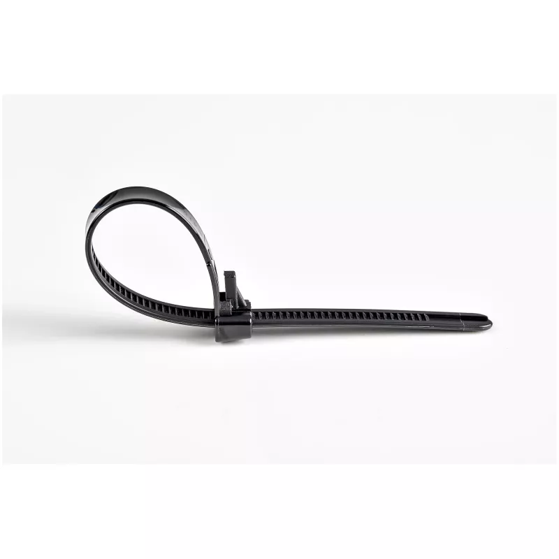 StarTech.com 6 collu (15cm) atkārtoti izmantojamās kabeļu saites - 1/4 collas (7mm) platas, 1-3/8 collas (35mm) saišķa diametrs, 50lb (22kg) stiepes izturība, atvienojamās neilona saites, iekštelpām/ārā, 94V-2/UL sarakstā, 100 gab. iepakojumā - melnas