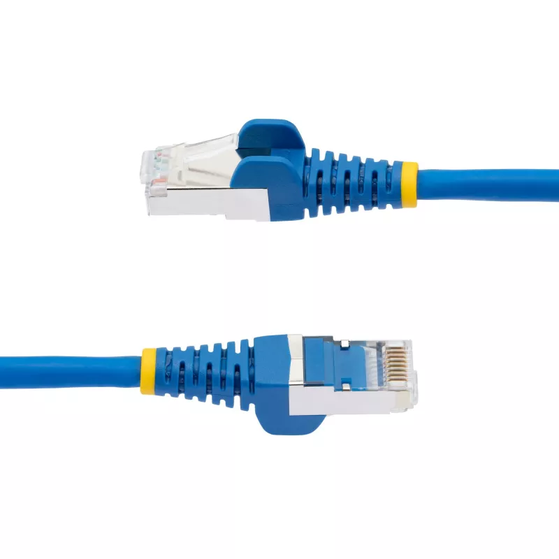 StarTech.com 1m CAT6a Ethernet kabelis - zils - ar zemu dūmu daudzumu, bez halogēna (LSZH) - 10GbE 500MHz 100W PoE++ aizķeršanās novēršanas RJ-45 ar spriegojuma samazināšanas elementiem S/FTP tīkla ielāpu vads
