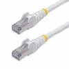 StarTech.com 1 m balts CAT8 Ethernet kabelis, aizķeršanās novēršanas RJ45, 25G/40G, 2000 MHz, 100 W PoE++, S/FTP, 26 AWG tīra vara dzīsla, LSZH, ekranēts tīkla ielāpu vads ar stiepes samazinātājiem, individuāli pārbaudīts