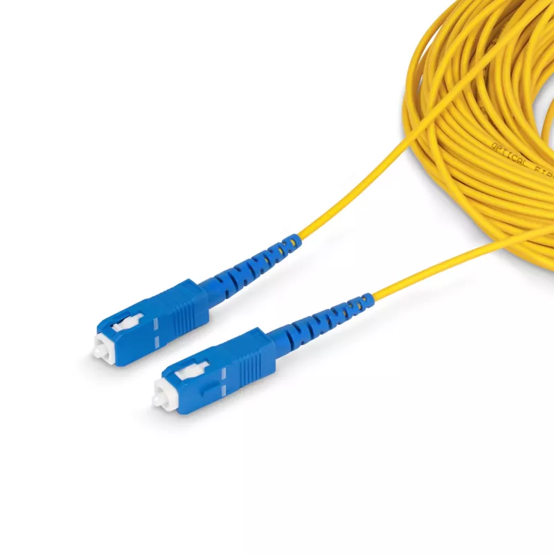 StarTech.com 30 m (98,4 pēdas) SC uz SC (UPC) OS2 vienmoda simpleksa optiskās šķiedras kabelis, 9/125 µm, 40G/100G, pret liekšanu nejutīgs, zemi ievades zudumi, LSZH šķiedras džempera vads